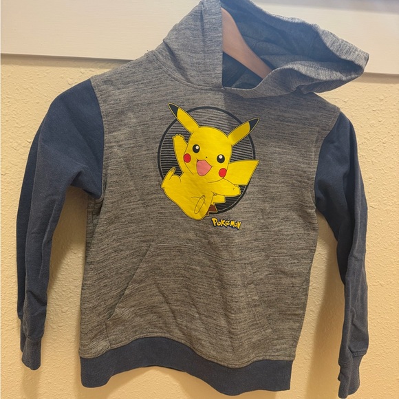 Pokemon Other - Pikachu hoodie